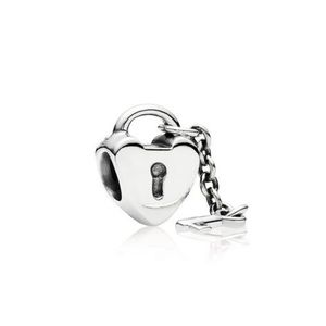 🌸 Pandora Key to my heart ❤️ charm